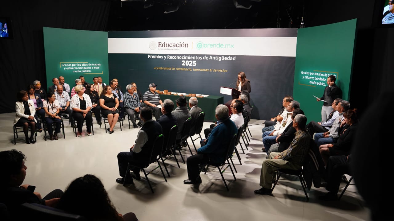 15. Premios antigüedad 2025 (8)